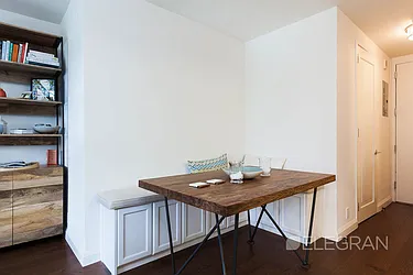 Rented by (Legacy) Elegran
