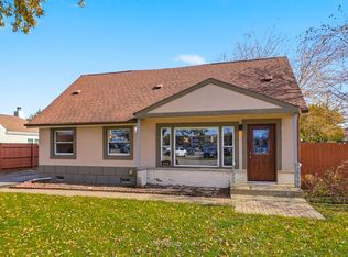 9435 S 78th Ave, Hickory Hills, IL