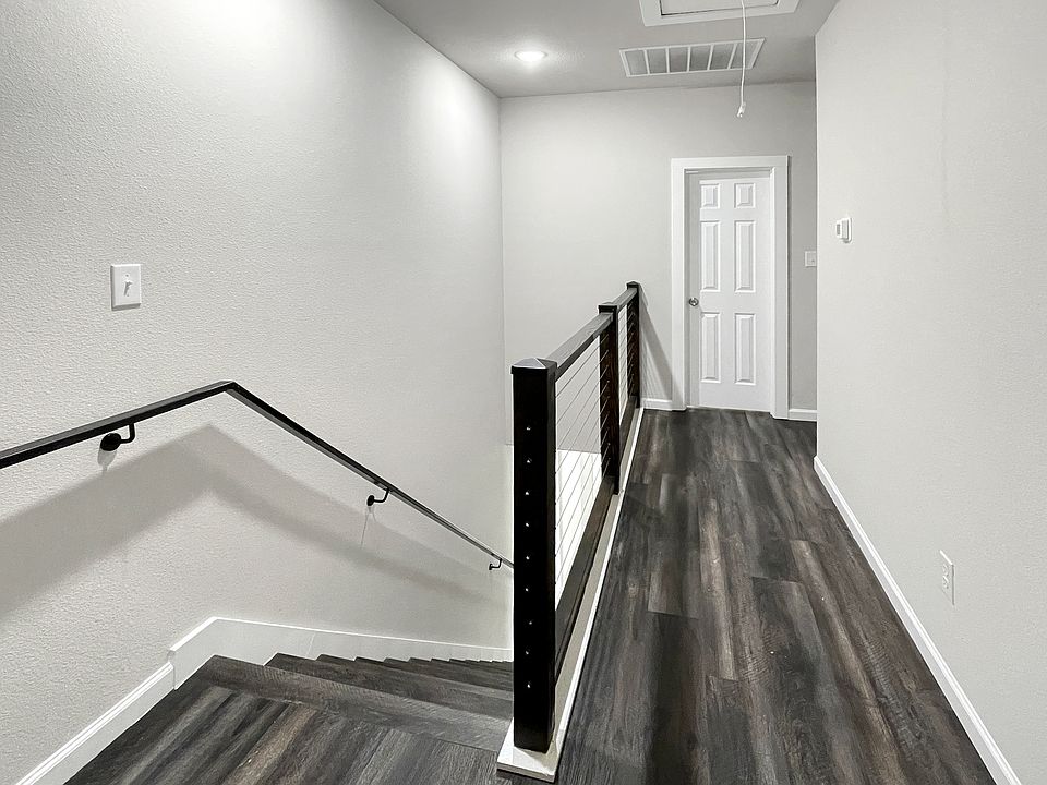 1st image of 3223 Chenault St #3209