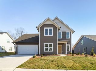 1675 Ashmead Ln, Clemmons, NC 27012