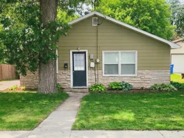 1030 West Ave, Detroit Lakes, MN 56501