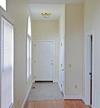 3rd image of 320 Gold Leaf Dr