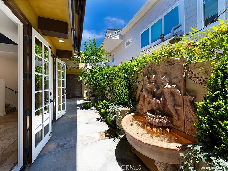 515 Begonia Ave #B — Photo 30