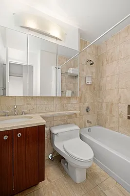 Rented by NextStopNY | media 12