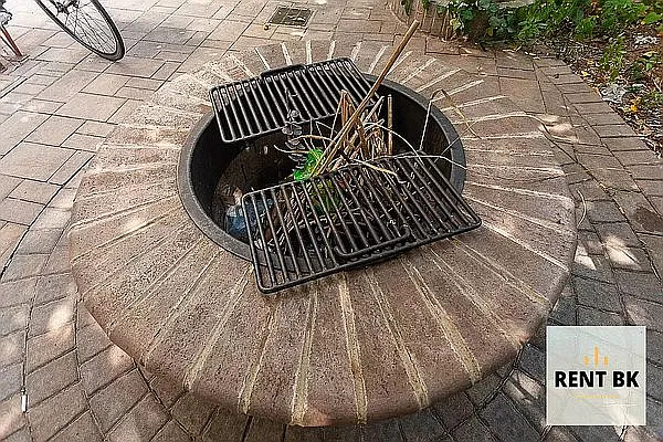 Rented by RENTBK LLC | media 5