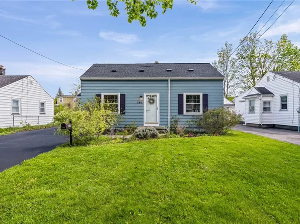 157 Ashwood Dr, Rochester, NY 14609