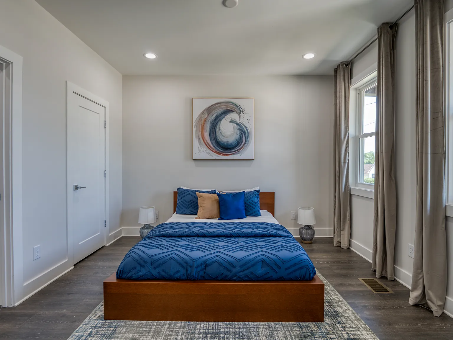 3 bed, 2088 sqft, $3,000 — Photo 3