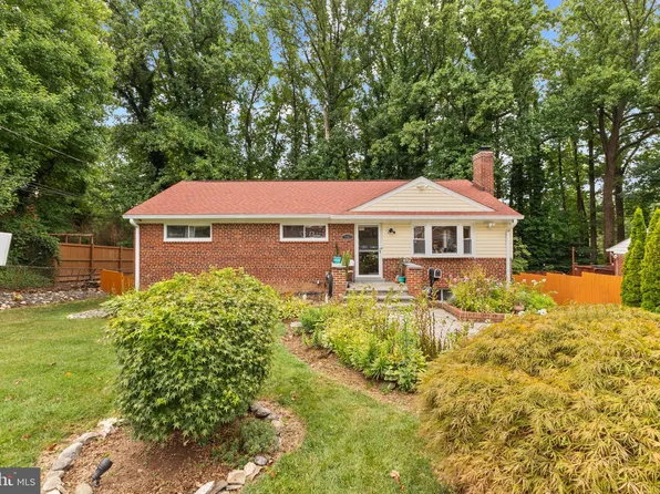 7205 Camp Alger Ave, Falls Church, VA 22042