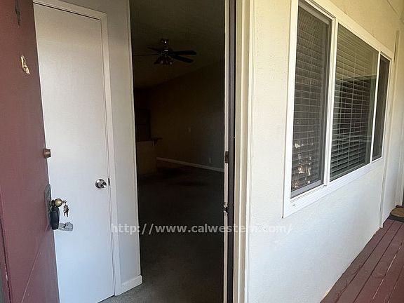 2nd image of 250 Palo Alto Ave #4