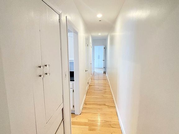 5th image of 441 N Norton Ave #1