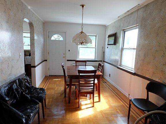 3rd image of 2360 Woodhull Ave