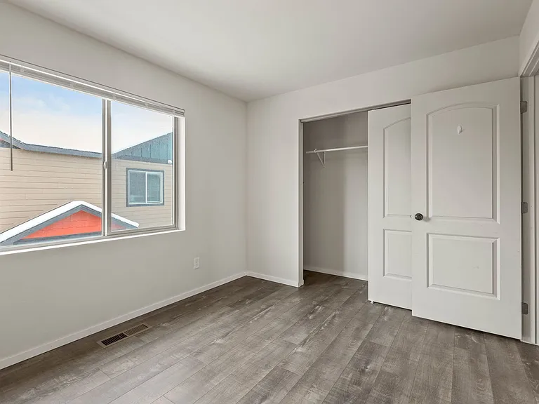 618 S Ivory St #1-8 — Photo 14