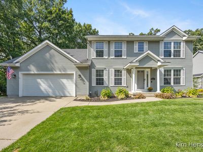 8103 Vista Royale Ln NE, Rockford, MI, 49341