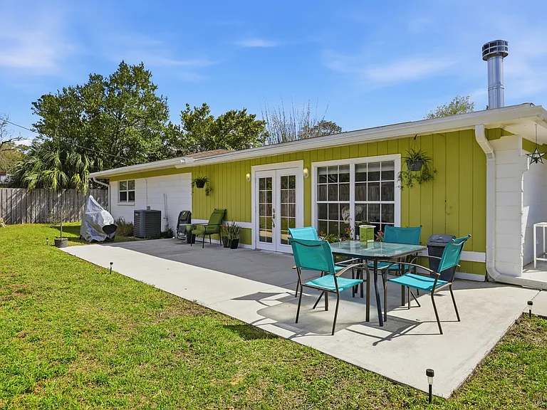 3310 NW 28th Ave — Photo 14