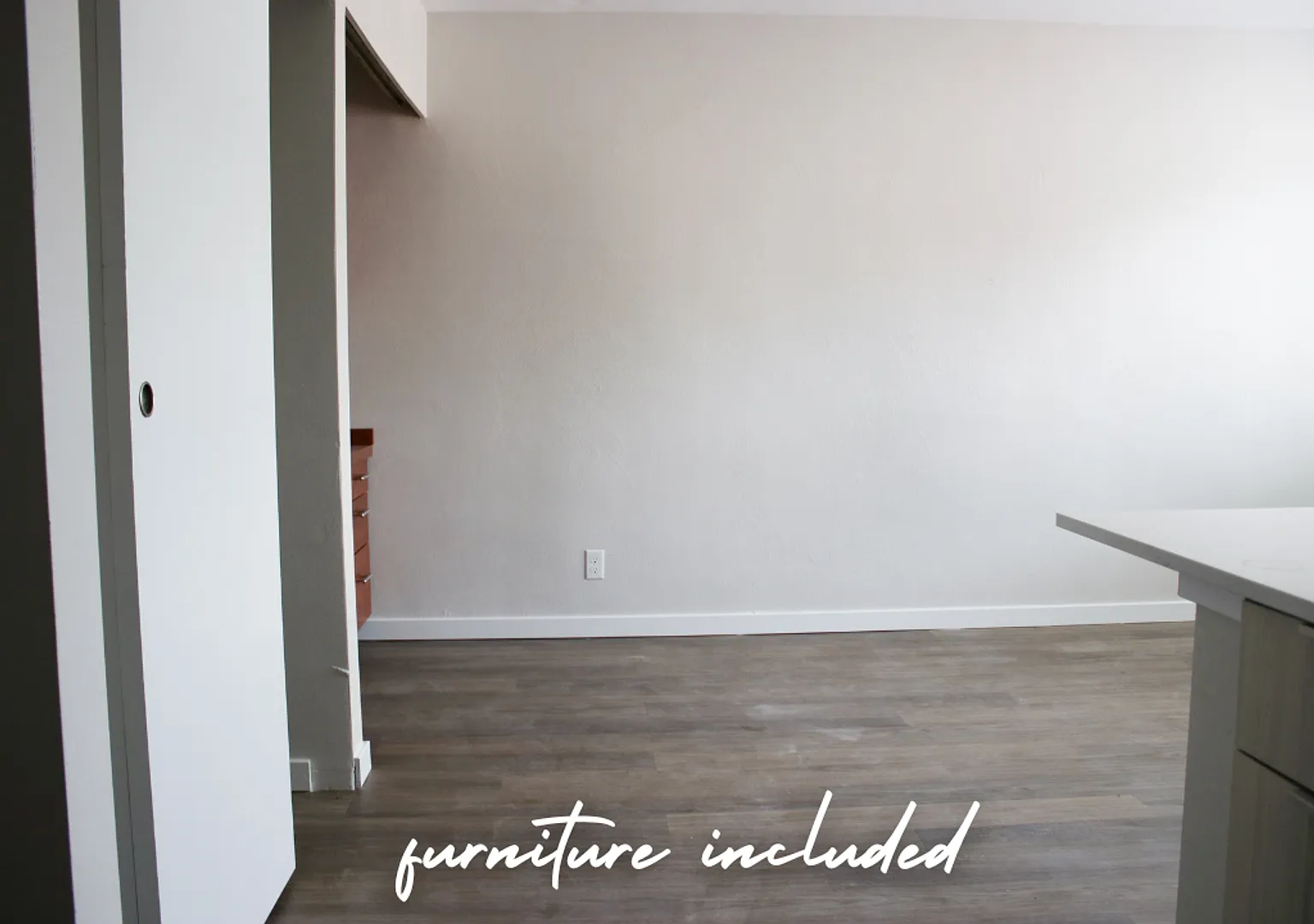 510 E Clark — Photo 4