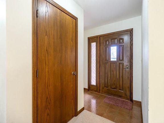 3rd image of 1502 GRAHAM STREET