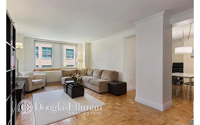 Rented by Douglas Elliman | media 15