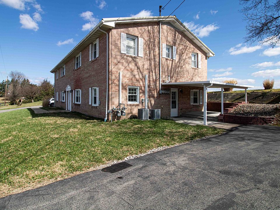 1st image of 1205 Headley Ct APT 1