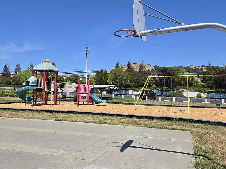Park and Basketball Court (residents only)