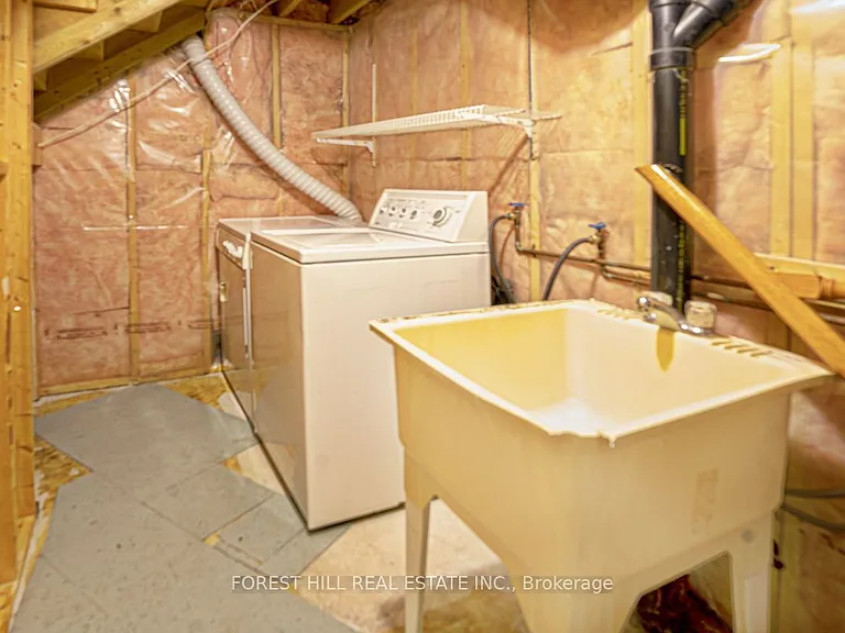 56 Cooperage Cres #BASEMENT — Photo 11