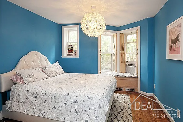 Sold by Ideal Properties Group | media 9