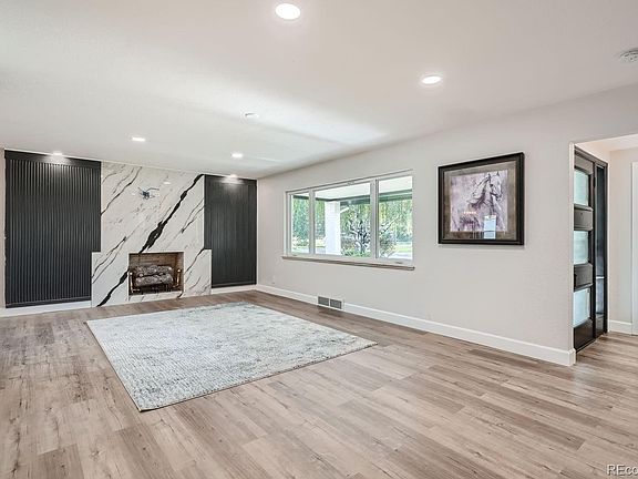 5th image of 2940 N Monaco Parkway