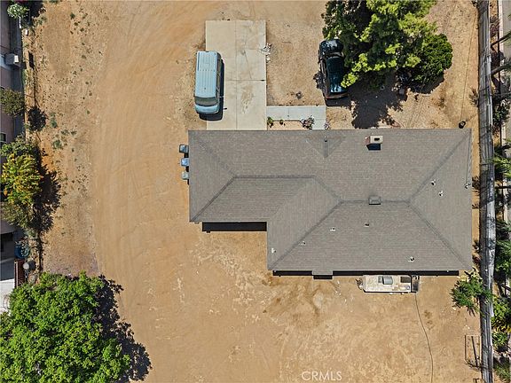 5th image of 21210 Rider St