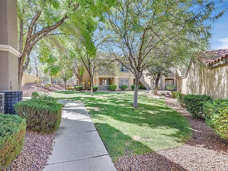 2300 Silverado Ranch Blvd #1132 — Photo 11