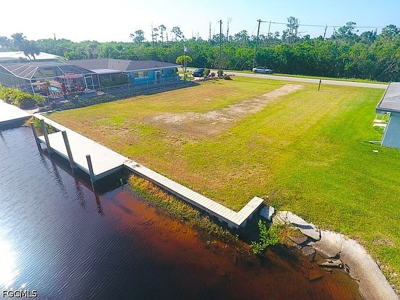 3rd image of 6309 Park Rd