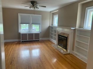 130 Lawrence Pl, New Rochelle, NY 10801