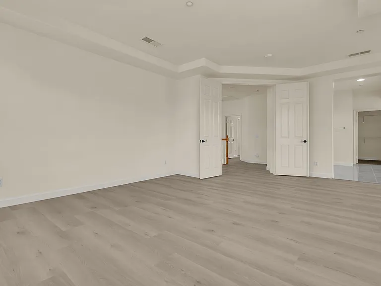 10 Clearwater Cv — Photo 33