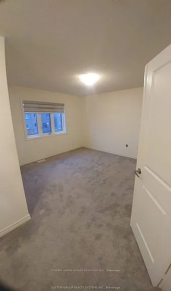 113 Seeley Ave — Photo 28