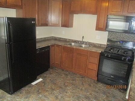 2nd image of 1910 E 50th St APT A