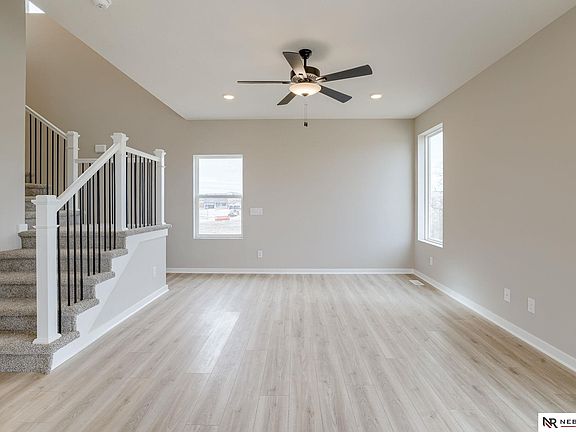 3rd image of 11256 Portage Dr