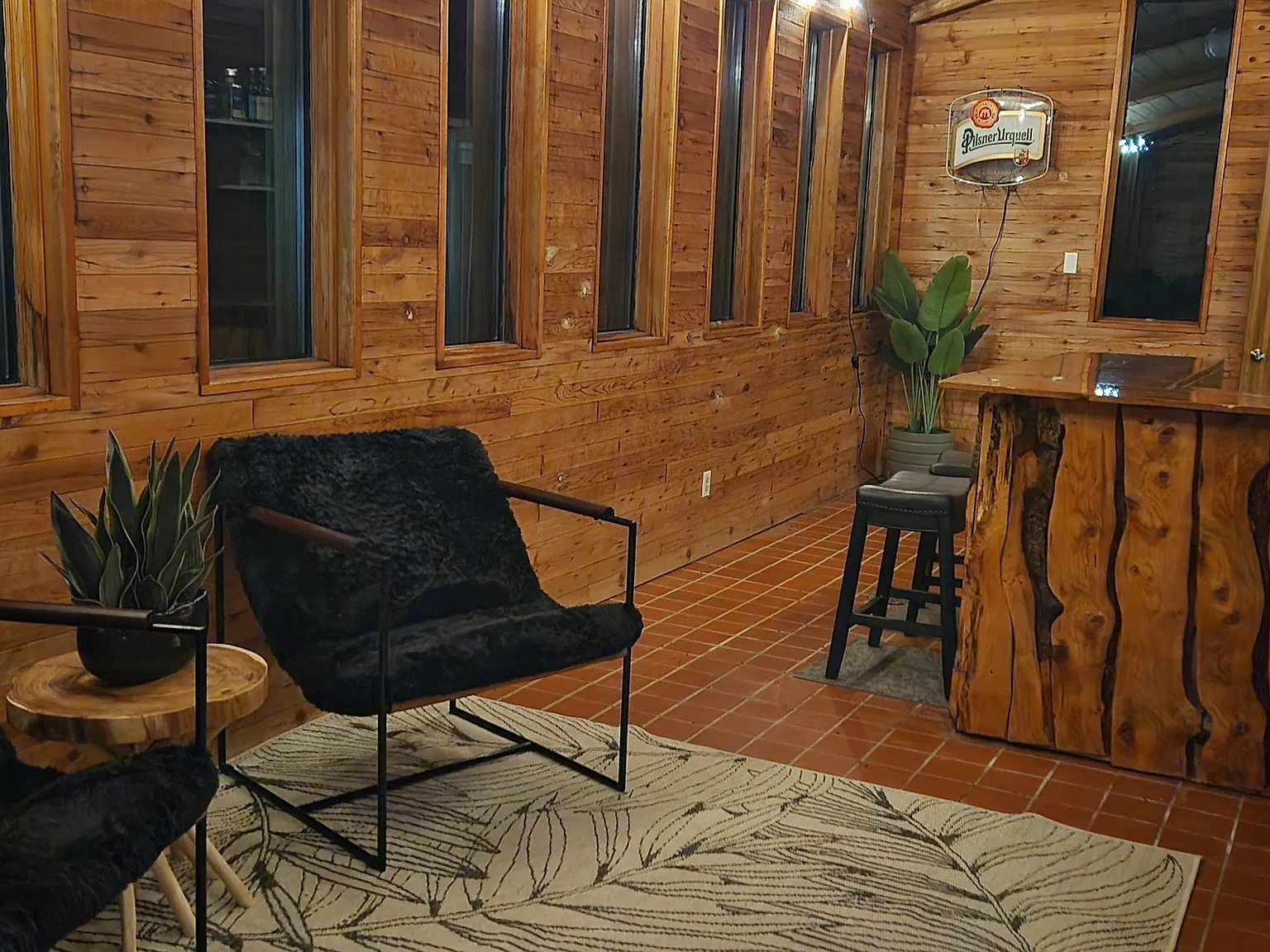 4 bed, 3200 sqft, $3,555 — Photo 4