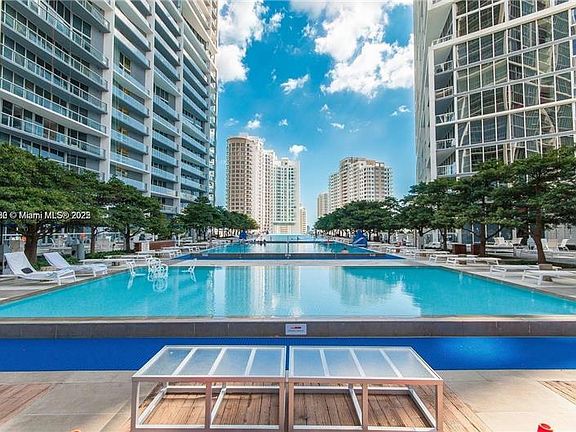 2nd image of 495 Brickell Ave Floor A11798462