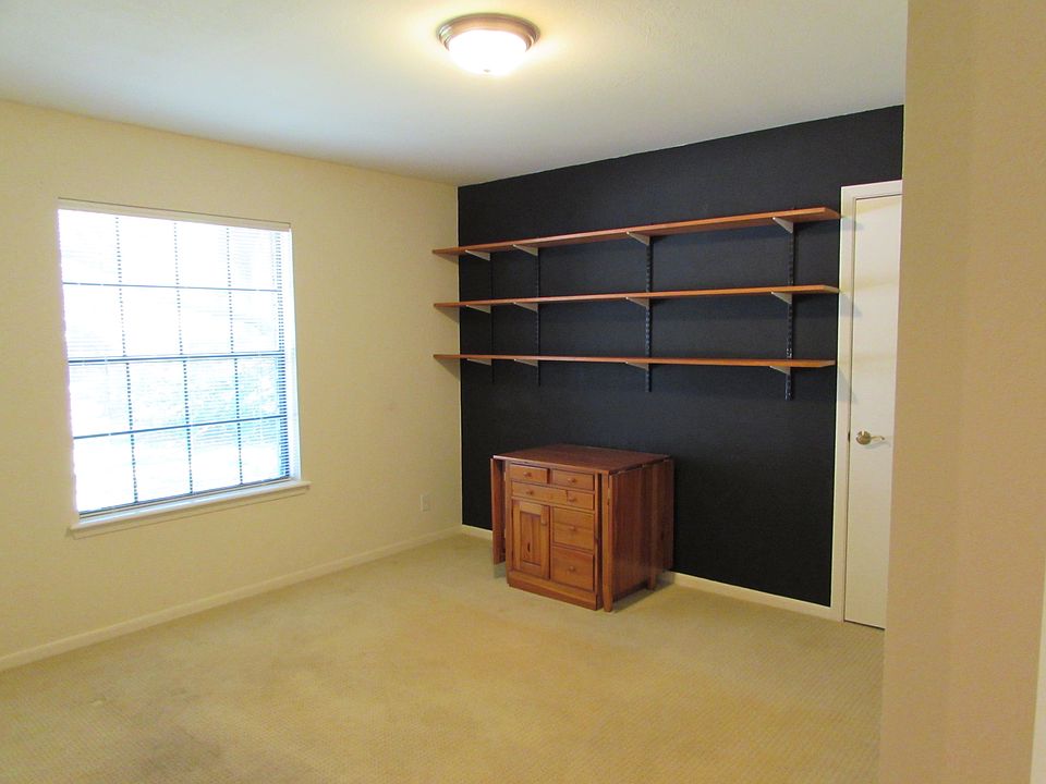 Nice Large 3rd Bedroom