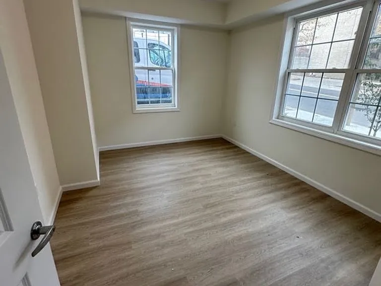 1269 Main St #10B — Photo 1