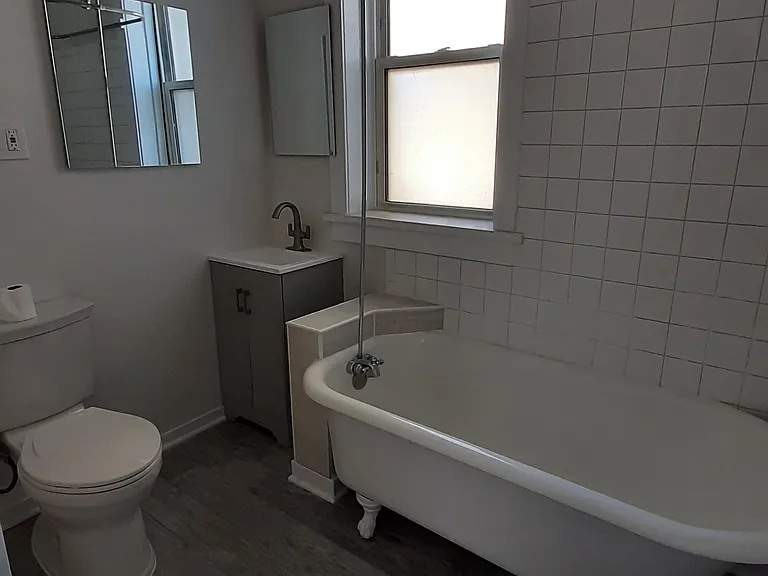 Bathroom #1 (upper level)