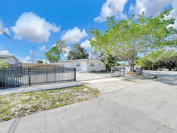 4th image of 3620 NW 210th Ter