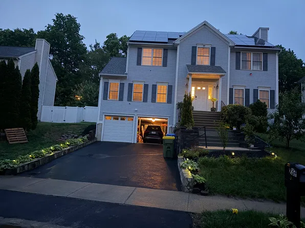 237 Ridgefield Ave, Waterbury, CT 06705