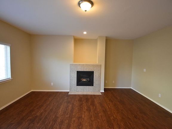 5th image of 11513 185th St E