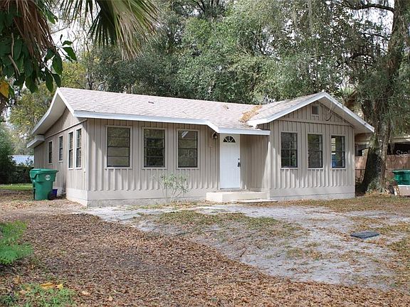 2nd image of 222 S Chandler Ave