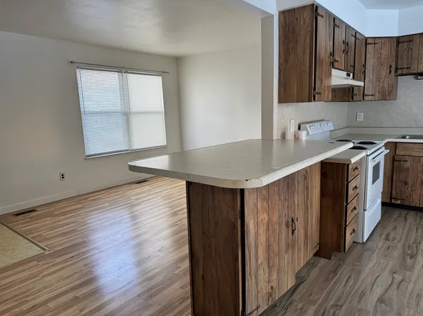 366 Park West Dr, Saint Peters, MO 63376