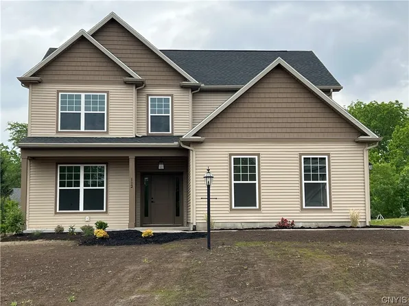 112 Left Field Crse, Manlius, NY 13104