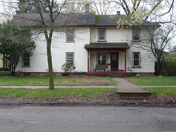 2nd image of 186 N Manning St