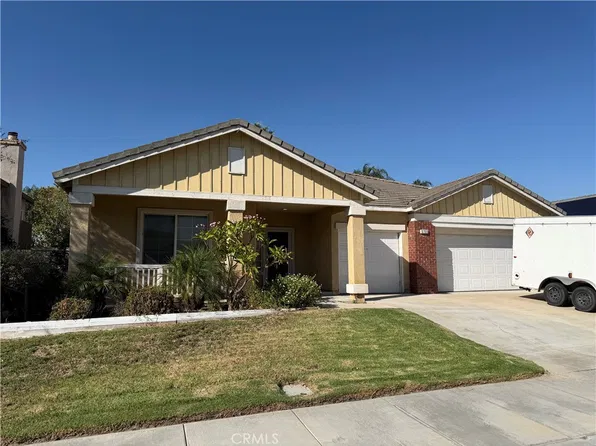 5733 Redhaven St, Corona, CA 92880
