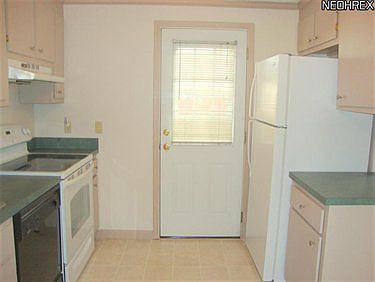 5th image of 7466 Duke Ct
