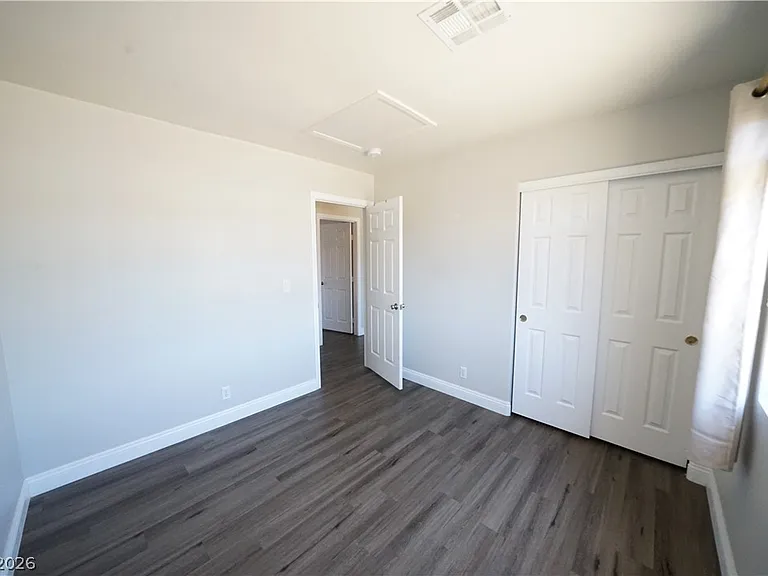 916 Clubview Dr — Photo 28