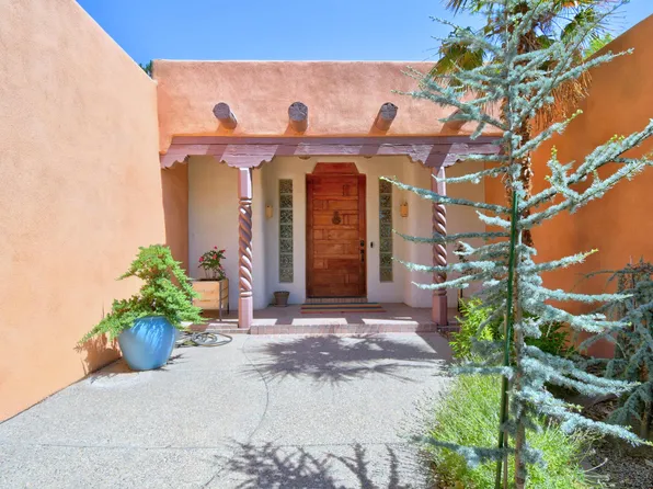 1635 Tierra Del Rio NW, Albuquerque, NM 87107